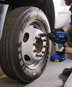 Kobalt Impact Wrenches 24-Volt XTR Variable Speed Brushless 1/2-in Drive Cordless Impact Wrench (1-Battery Included) -Kobalt Sales Store 15485283 scaled