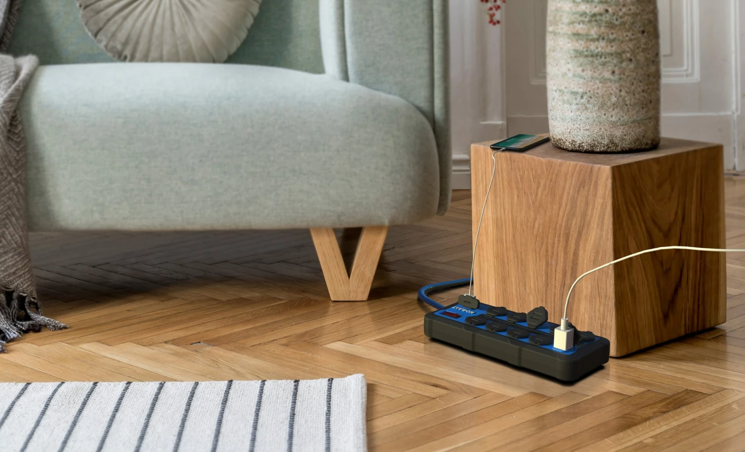 Kobalt Power Strips 10-Outlet 2-USB Ports Blue Power Strip 7 Kobalt Power Strips 10-Outlet 2-USB Ports Blue Power Strip - Image 7