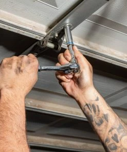 Kobalt Mechanics Tool Sets 250-Piece Standard (SAE) and Metric Combination Polished Chrome Mechanics Tool Set (1/4-in; 3/8-in) -Kobalt Sales Store 42702390 scaled