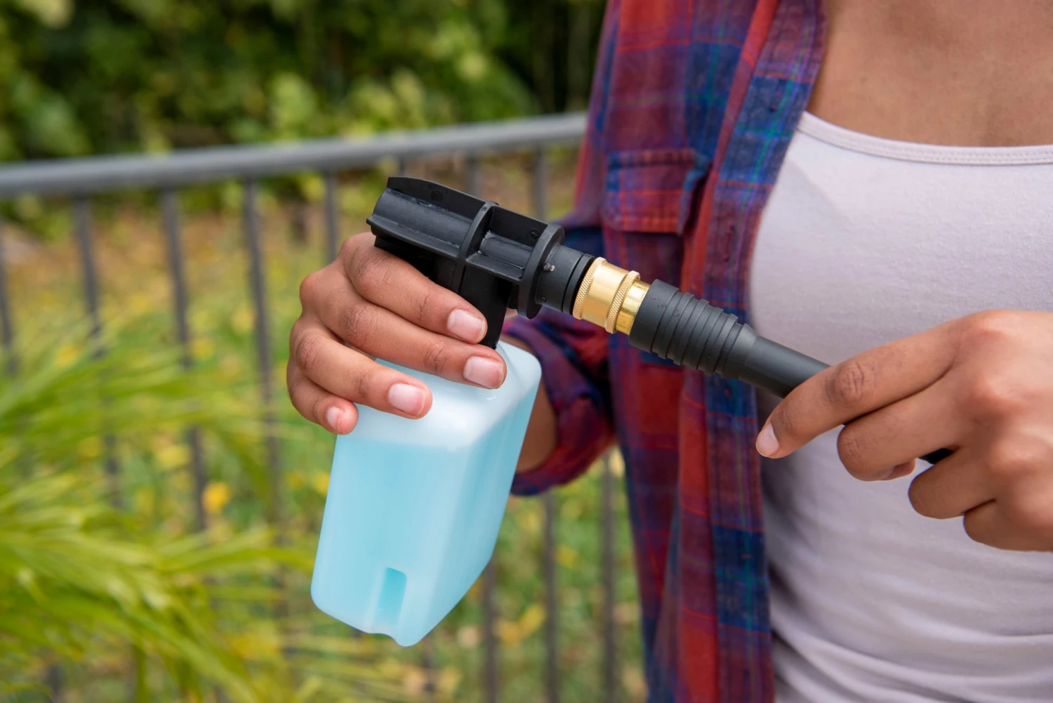 Kobalt Electric Pressure Washers 600-PSI 0.8-GPM Cold Water Electric Pressure Washer 13 Kobalt Electric Pressure Washers 600-PSI 0.8-GPM Cold Water Electric Pressure Washer - Image 13