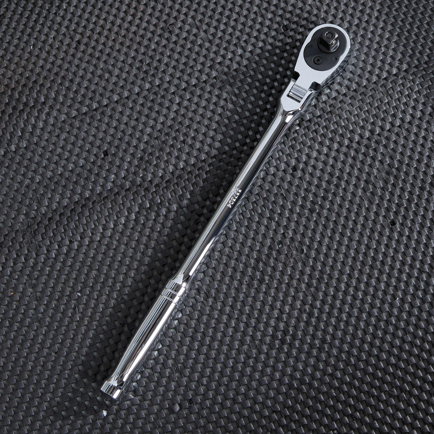 Kobalt Ratchets & Ratchet Sets 90-Tooth 3/8-in Drive Quick-release Flexible Head Standard Ratchet 9 Kobalt Ratchets & Ratchet Sets 90-Tooth 3/8-in Drive Quick-release Flexible Head Standard Ratchet - Image 9