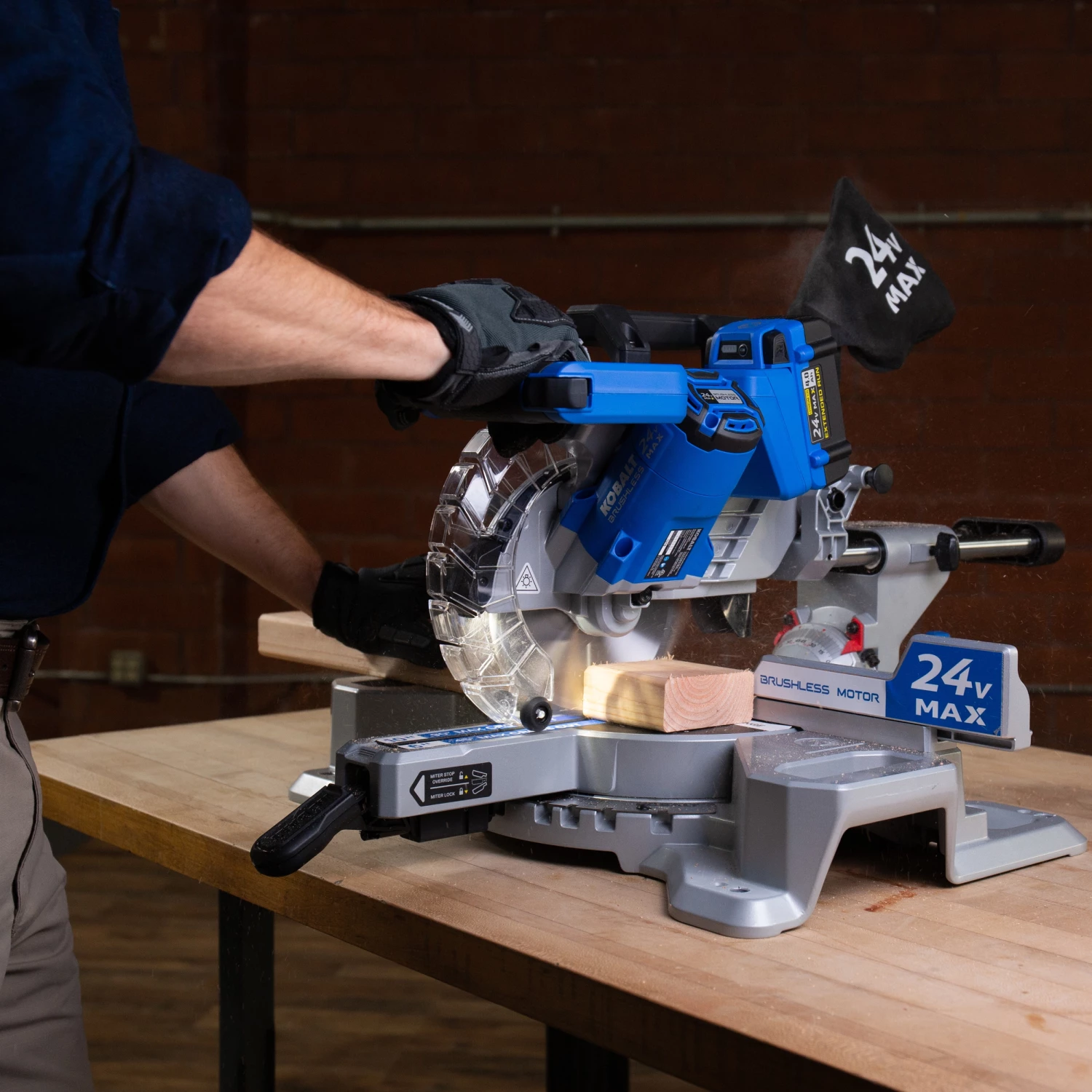 Kobalt Miter Saws 24-Volt 7-1/4-In Miter Saw - Bare Tool 9 Kobalt Miter Saws 24-Volt 7-1/4-In Miter Saw - Bare Tool - Image 9